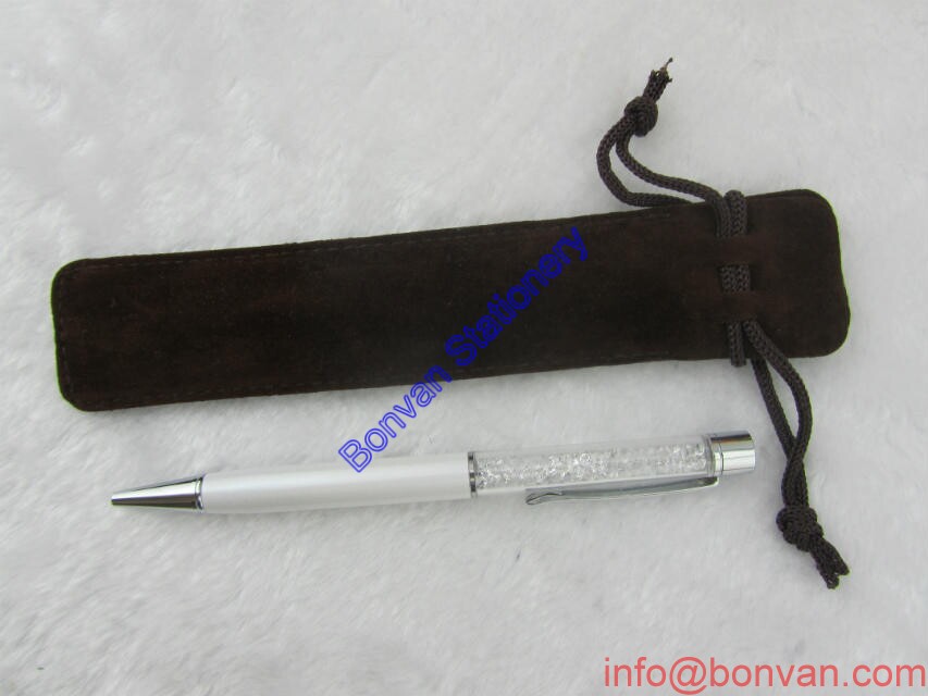 velvet bag packed pen set